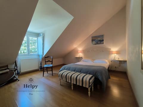 Air conditioning-Pool-2 people-Bathroom-Breakfast included