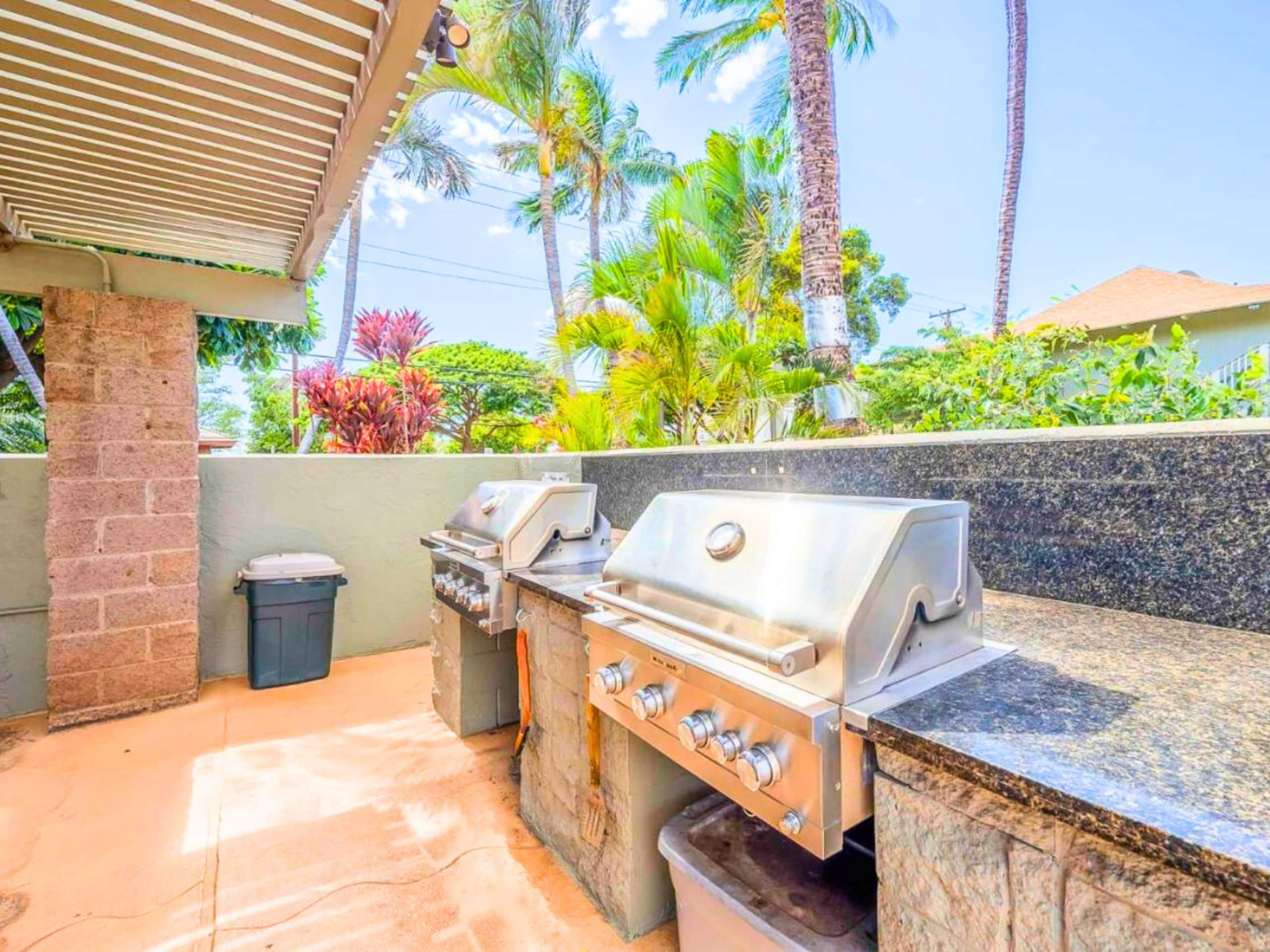 100 steps from the beach! Tranquil Seaside Oasis - Image 11