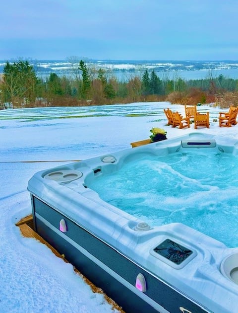 Lakeview country retreat