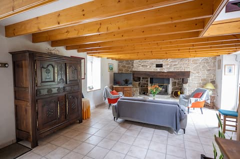 Popular Airbnb listing: Ty Lannig in Loctudy