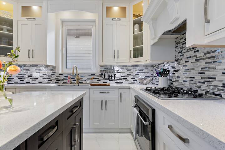 Luxury House in Kitsilano gallery image 4