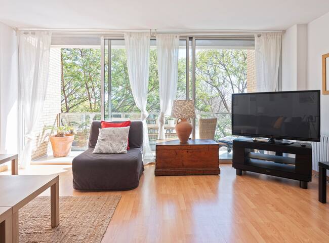 Beautiful apartment in Barcelona beach gallery image 3