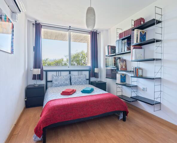 Beautiful apartment in Barcelona beach gallery image 5