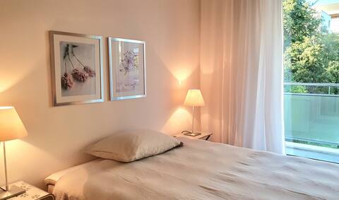 Feel-good room, private bathroom, quiet, parking