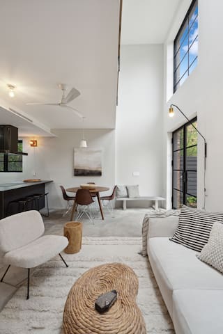 Private Oasis 2-Story Fab home