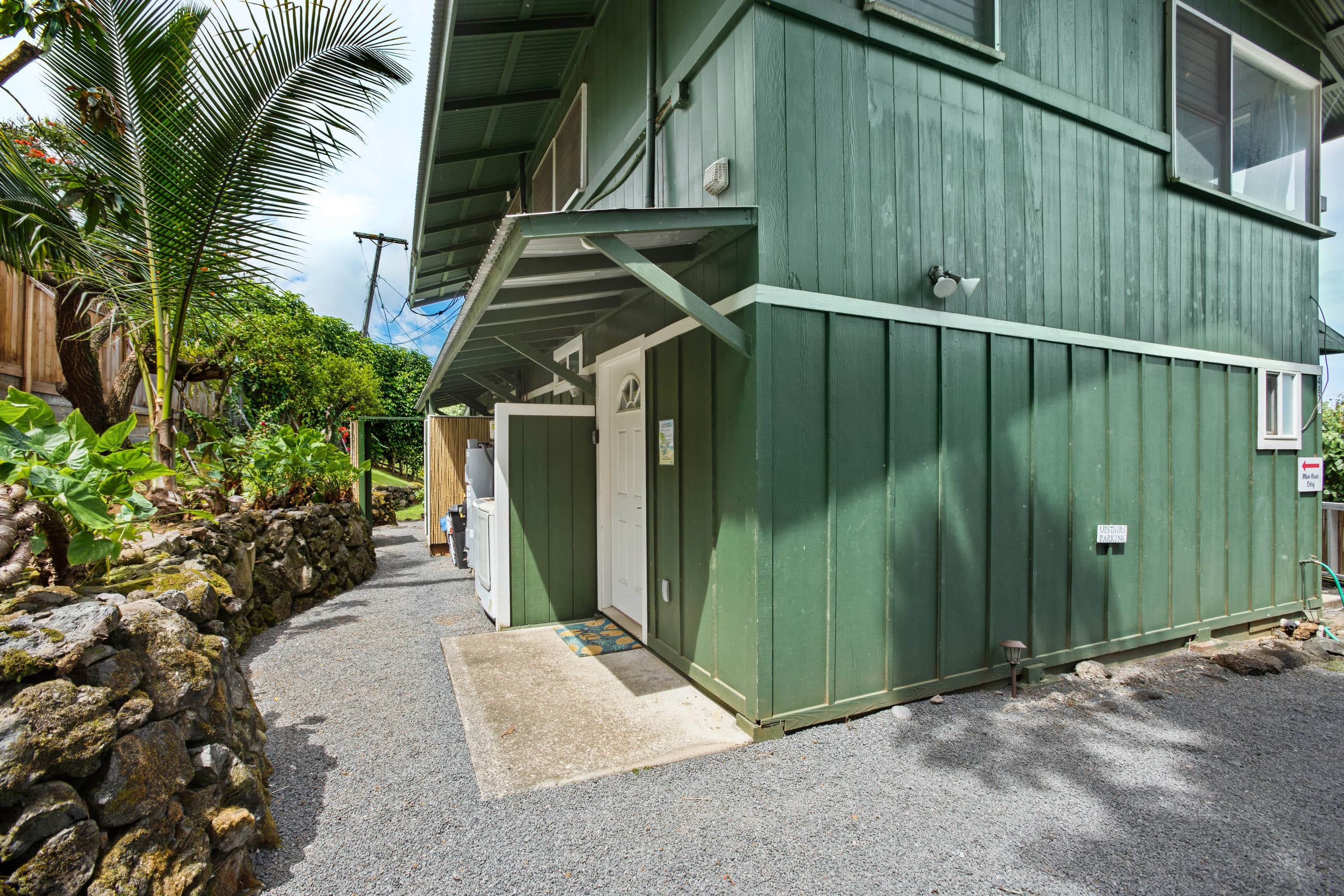 Home in Hana · ★4.8 · 2 bedrooms · 2 beds · 1 bath - Photo 11