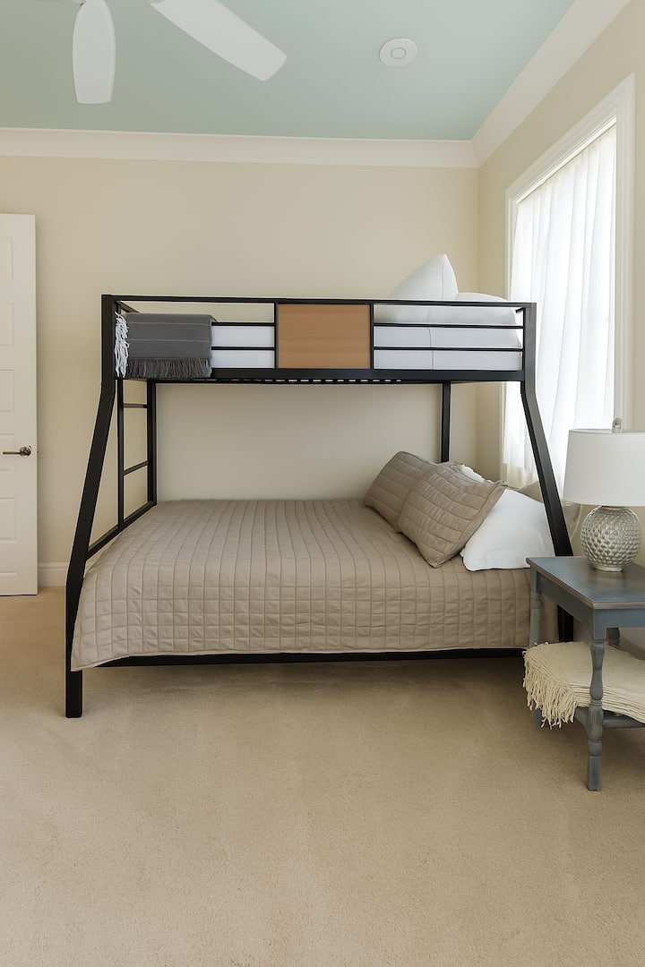 1 Bunk (1 Twin + 1 Full)