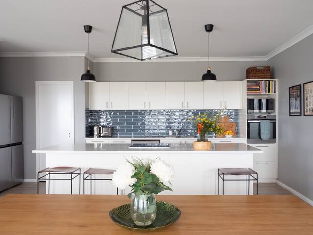 Belvoir I Private Properties gallery image 5