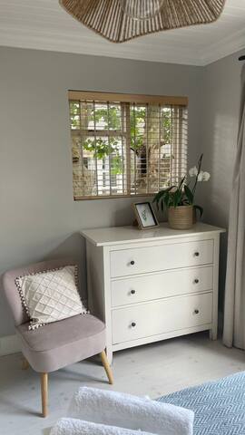 Spacious & Homely in Cape Town gallery image 4