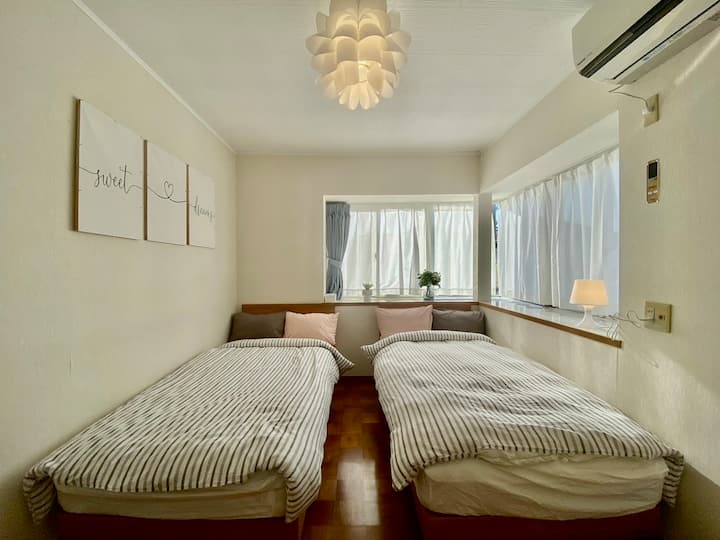 2F_Bedroom_01 (2 ერთადგილიანი საწოლი)/6 ტატამის დასაფენი
2F_Bedroom_01 (2 ერთადგილიანი საწოლი)/10 ¥
