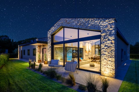 CasaNova - design villa in Bale