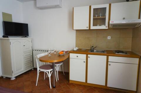 Top Airbnb: Studio apartment in Križine