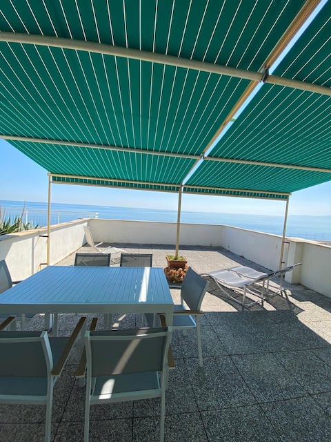 Cogobeach:the terraces overlooking the sea CITRA010001-LT-0369