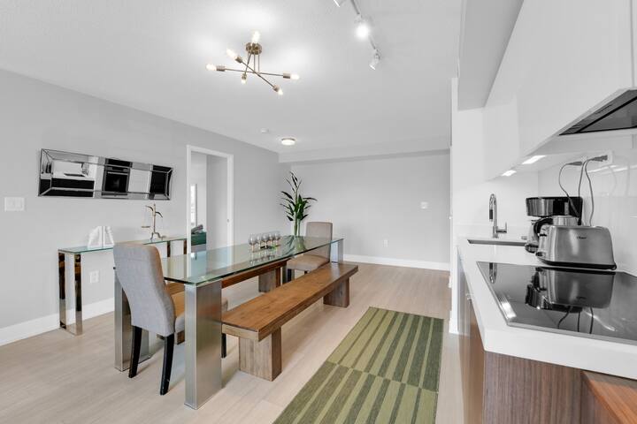 Elite 3Bedroom + 3Bathroom1600Ft With Free Parking gallery image 5