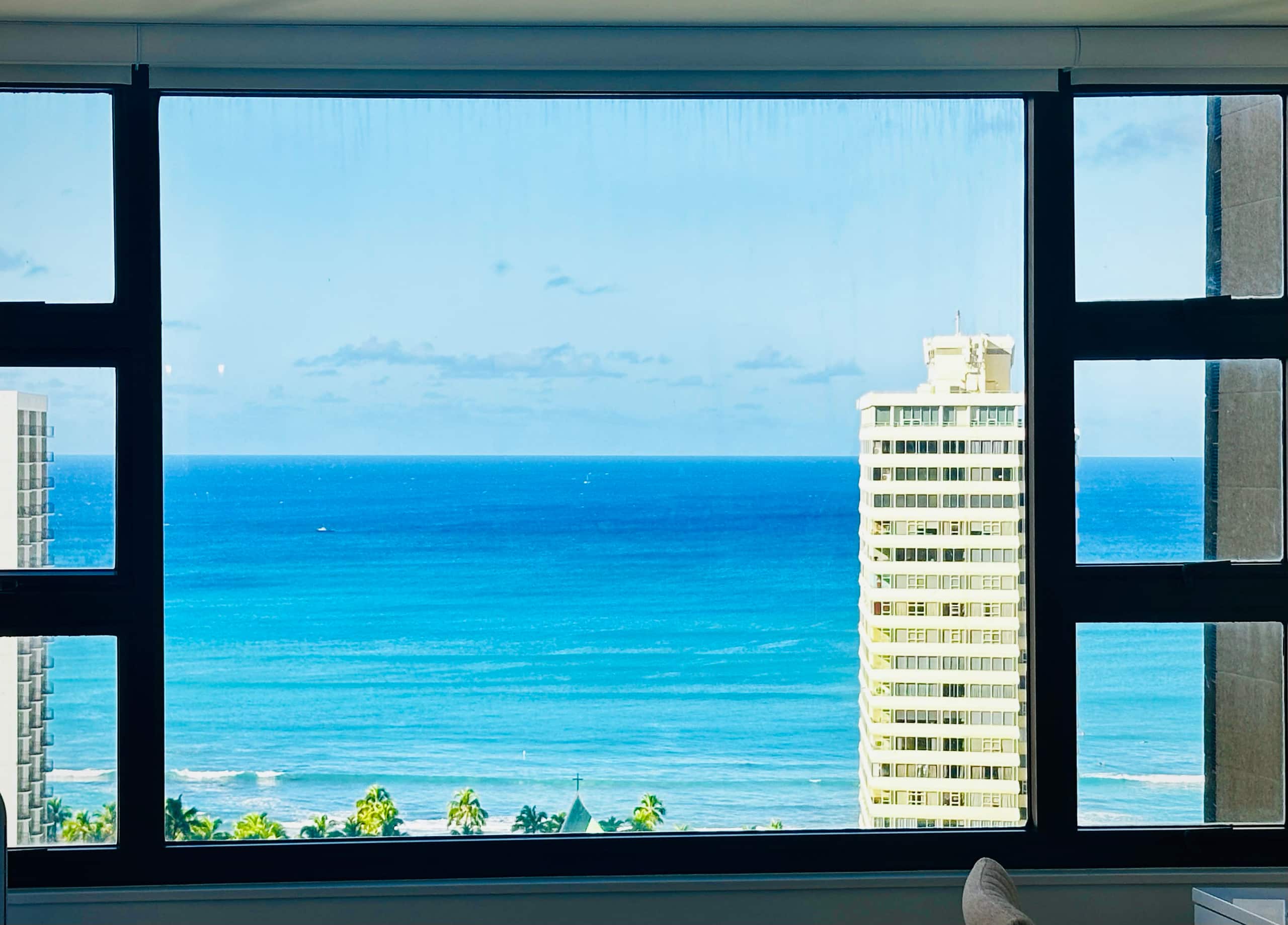 Condo in Honolulu · ★5.0 · 1 bedroom · 2 beds · 1 private bath - Image 2