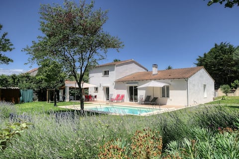 Lau'zen House, Private Heated Pool