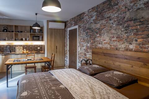 Top Airbnb: Unusual: Industrial playful studio (rated 3*) in Bas Rhin