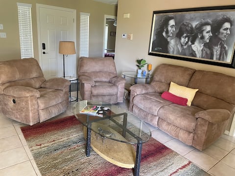 Successful Airbnb property: Location close to Golf, Beaches, Birding, Fishing! in Laguna Vista
