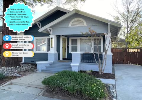 Popular Airbnb listing: Modern, Artsy, 2 BD, 1B Bungalow in East Sacramento