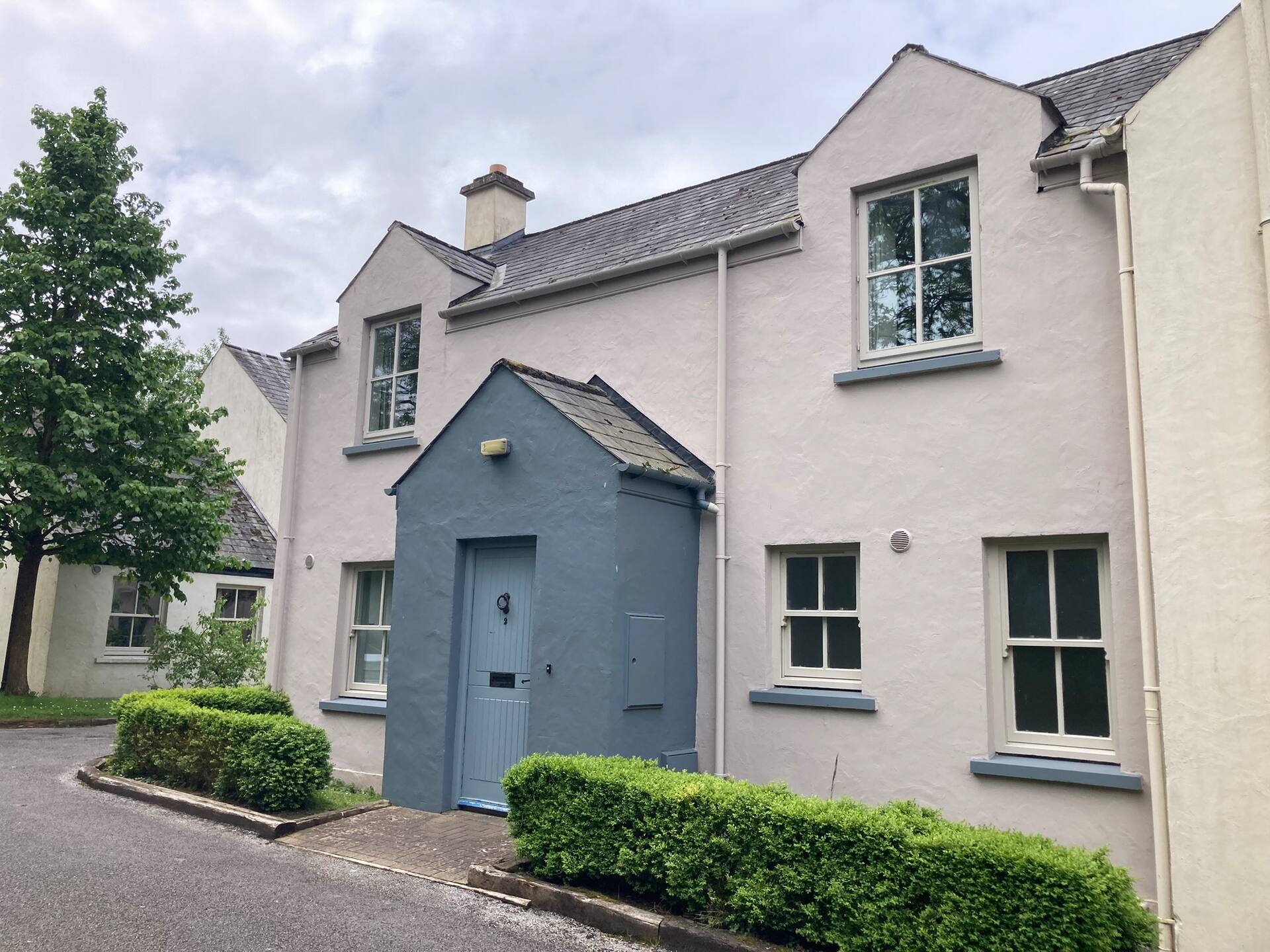 3 bed House Bunratty Garden Co Clare.