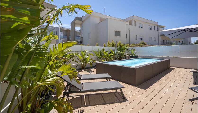 Monopoli Exuma Luxury House with Pool