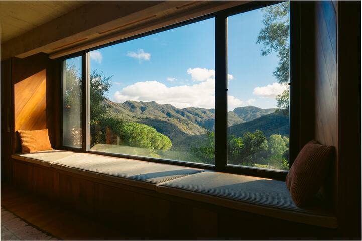 The Topanga A-Frame & Spa, with a heavenly view gallery image 5