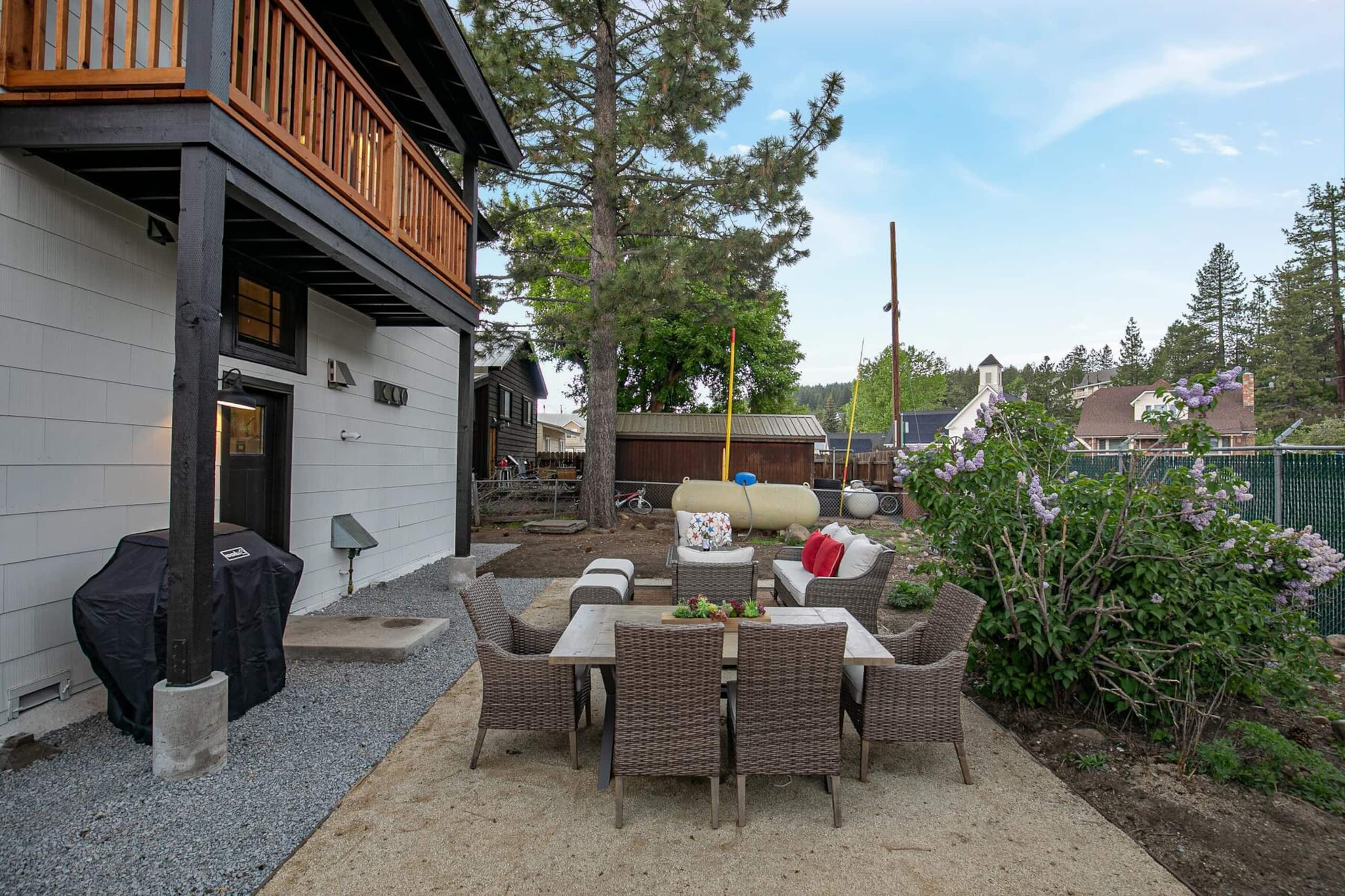 Mountain Modern Home Steps from Downtown Truckee - Photo 58
