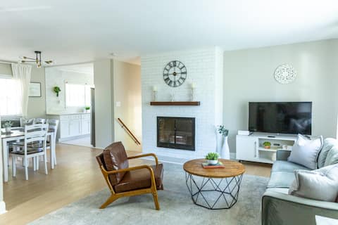 Bright + Cozy I Fenced Yard + Fire Pit