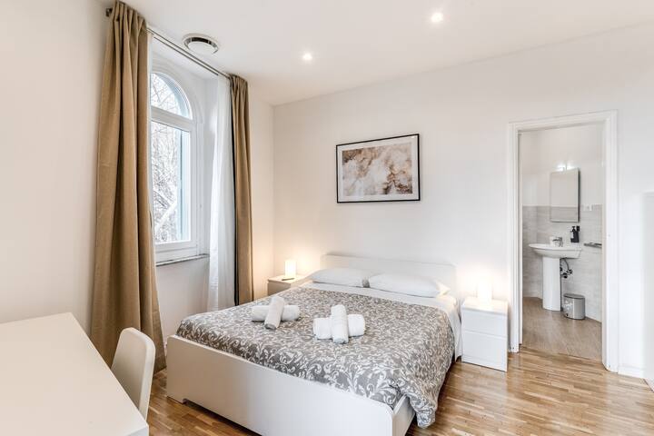 Venere Apartments – Apollo’s Sanctuary gallery image 2