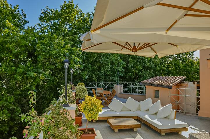 Venere Apartments – Apollo’s Sanctuary gallery image 4