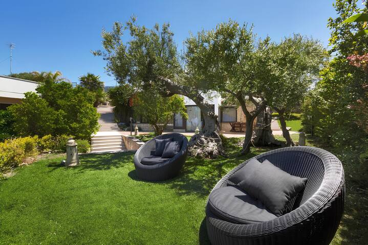 Piscina privata e vista mare panoramica gallery image 5