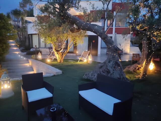 Piscina privata e vista mare panoramica gallery image 3