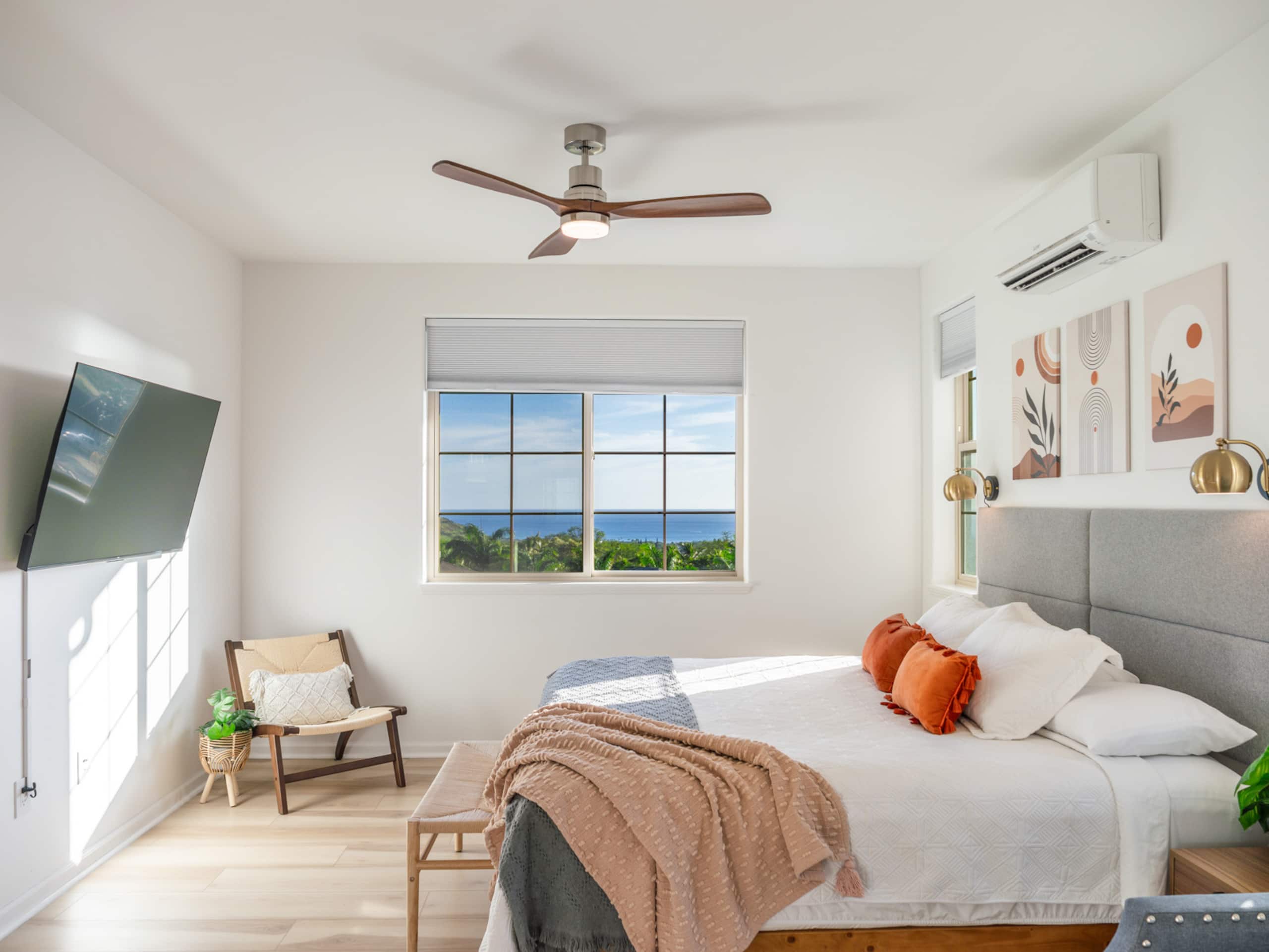 Home in Makaha Valley · ★4.98 · 4 bedrooms · 9 beds · 3.5 shared baths - Image 37