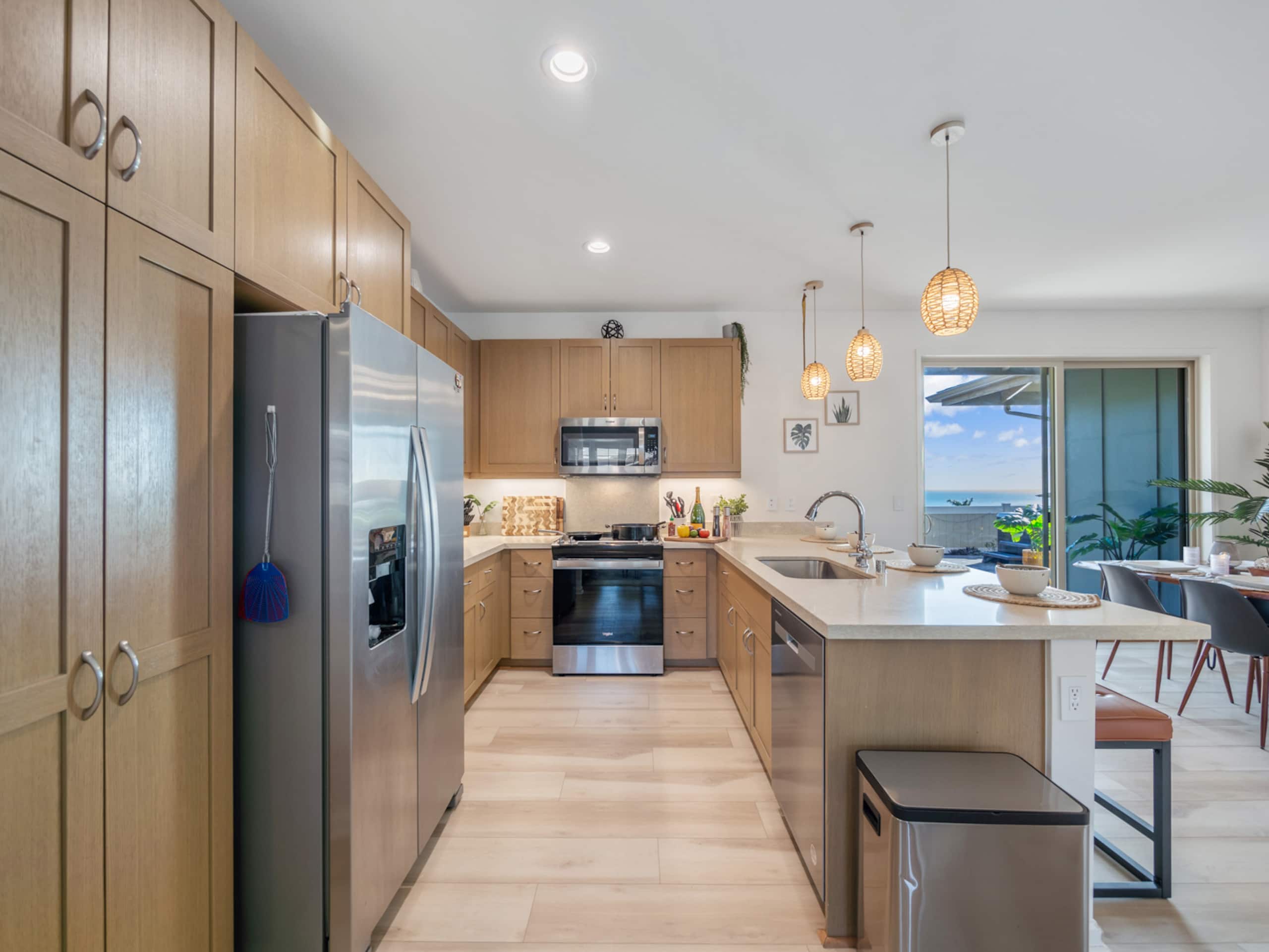 Home in Makaha Valley · ★4.98 · 4 bedrooms · 9 beds · 3.5 shared baths - Image 20