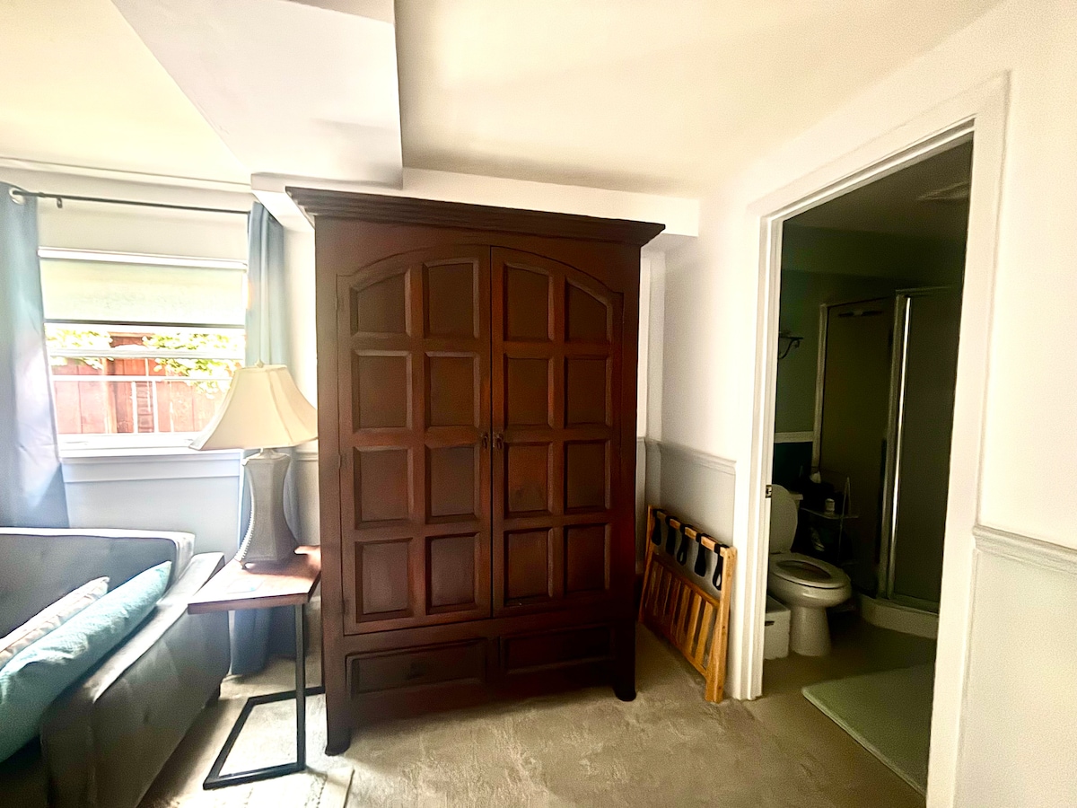 Successful Airbnb property: Casa Alameda in Alameda
