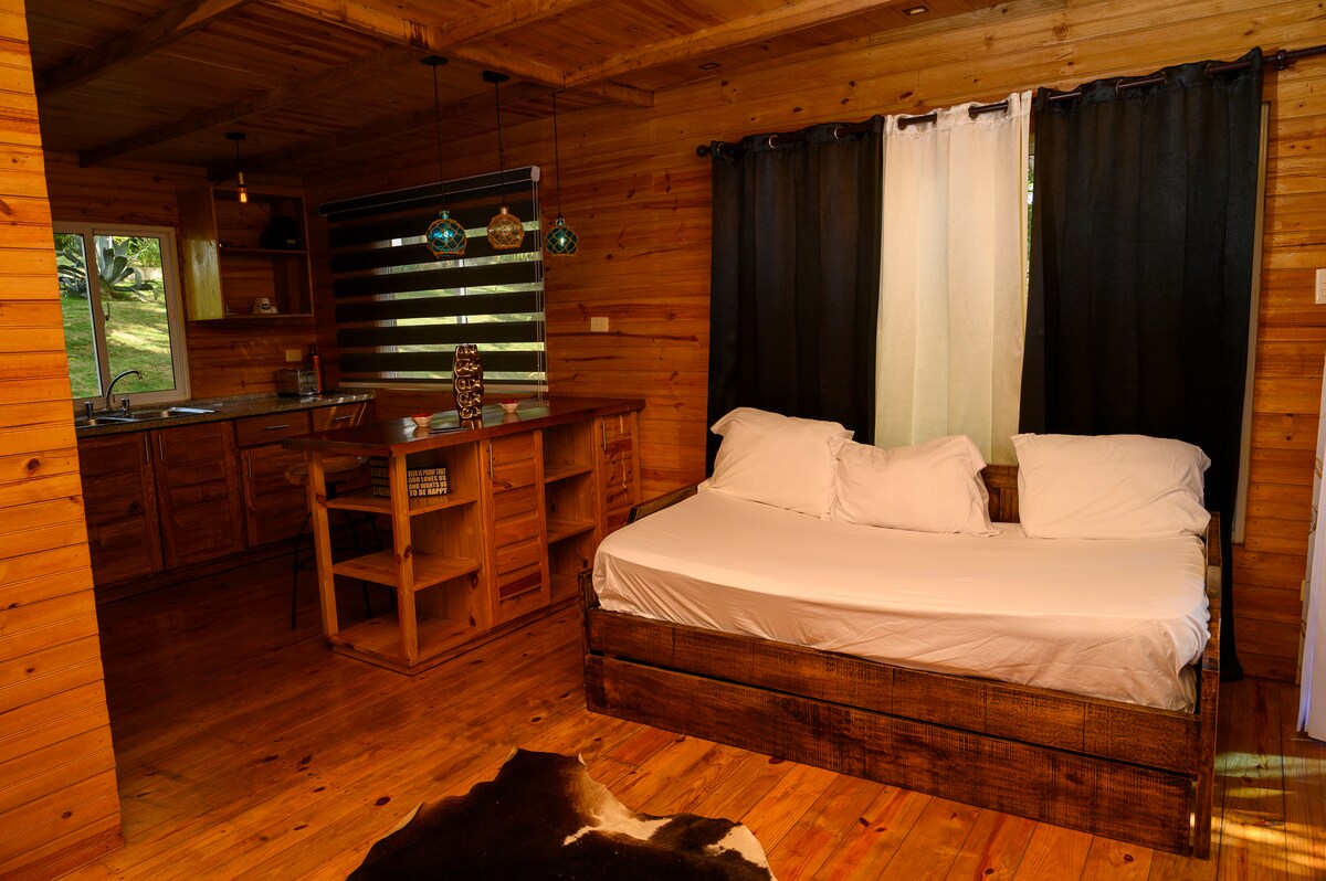 Eco-friendly villa, hacienda, nice view in Baoba del Piñar