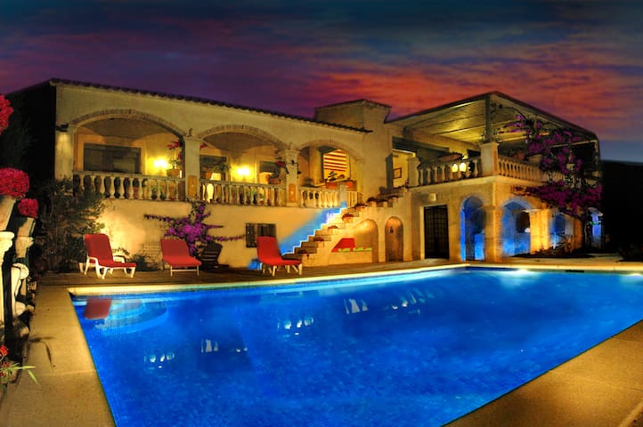 La Esquellada 10 000 m2 charme