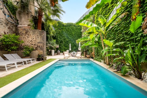 Flora – Manor house – Patio and private pool