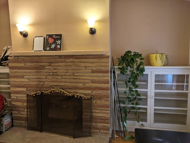Oak Private Room