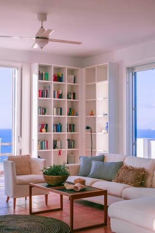 Villa Delfini, beachfront, best 2-16 guests, Syros gallery image 4