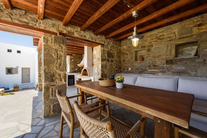 Thalatta Residence – Villa in Chrisi Akti, Paros gallery image 5