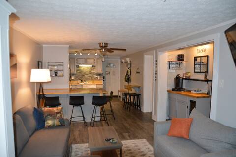 Blue Knob 2BR/2BA Get-Away Chalet King Bd/Ski/Ride