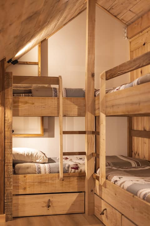 2 Neighboring Apartments 20p Pool – Right in the Center of St Lary