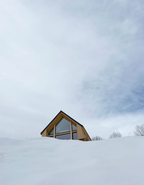 Mountain facing cottage