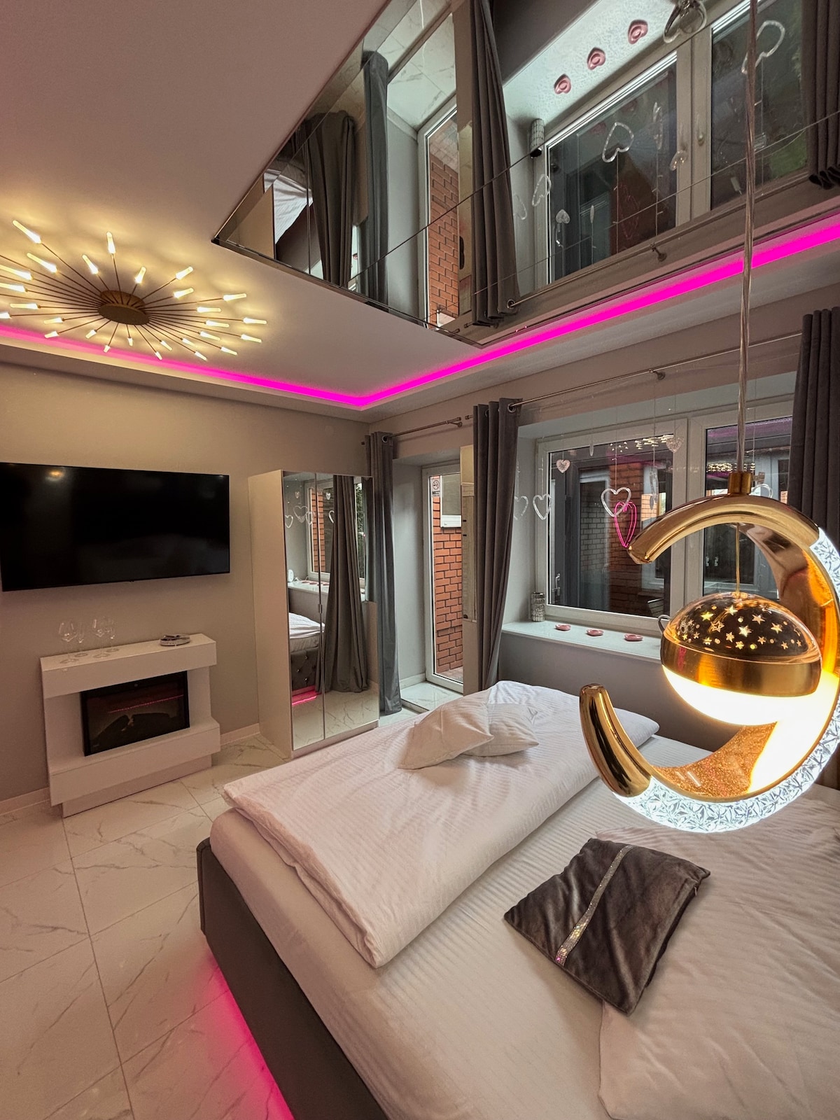 การตกแต่งภายในอพาร์ทเมนท์หรู "เลิฟไอส์แลนด์"