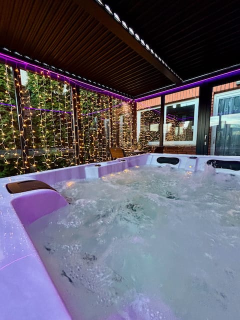 Apartament "Love Island" z Jacuzzi SPA Gniezno