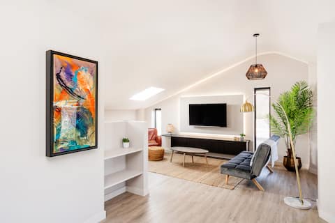 Top Airbnb: Modern Studio in Long Ashton in Long Ashton