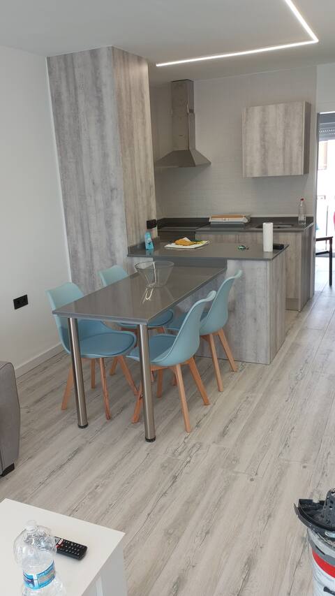 Airbnb con mejor rendimiento: Views of the 2 seas, newly renovated luxury en San Javier