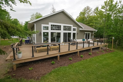 The Hideaway on Highland