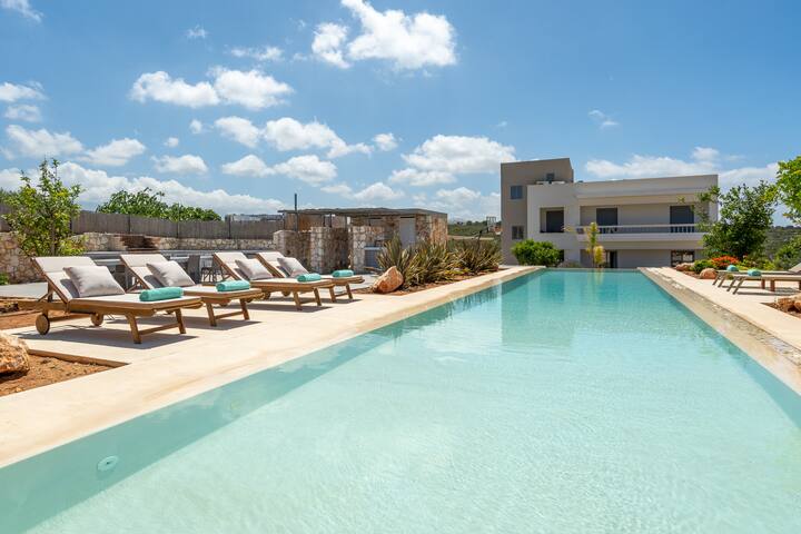 Le Mont Blanc 3 bedroom apt with shared pool gallery image 3